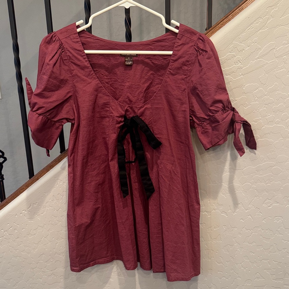 Women's Burgundy Top with Black Bow